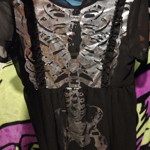 Iron fist skeleton lace dress. - Picture 2 of 4